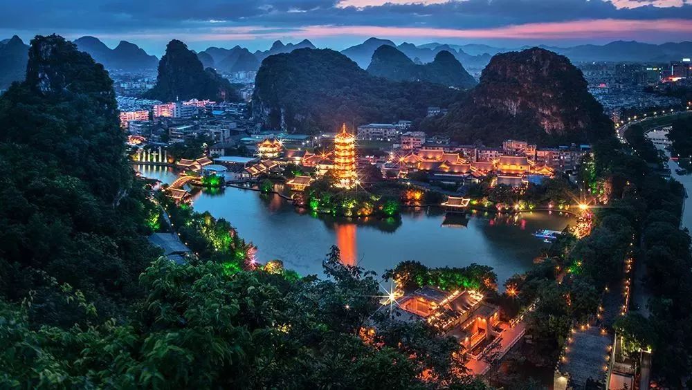 广西发展,双刃剑效应探析